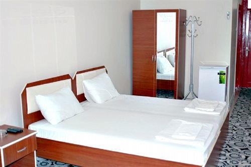 Edessa City Hotel Sanlıurfa Buitenkant foto